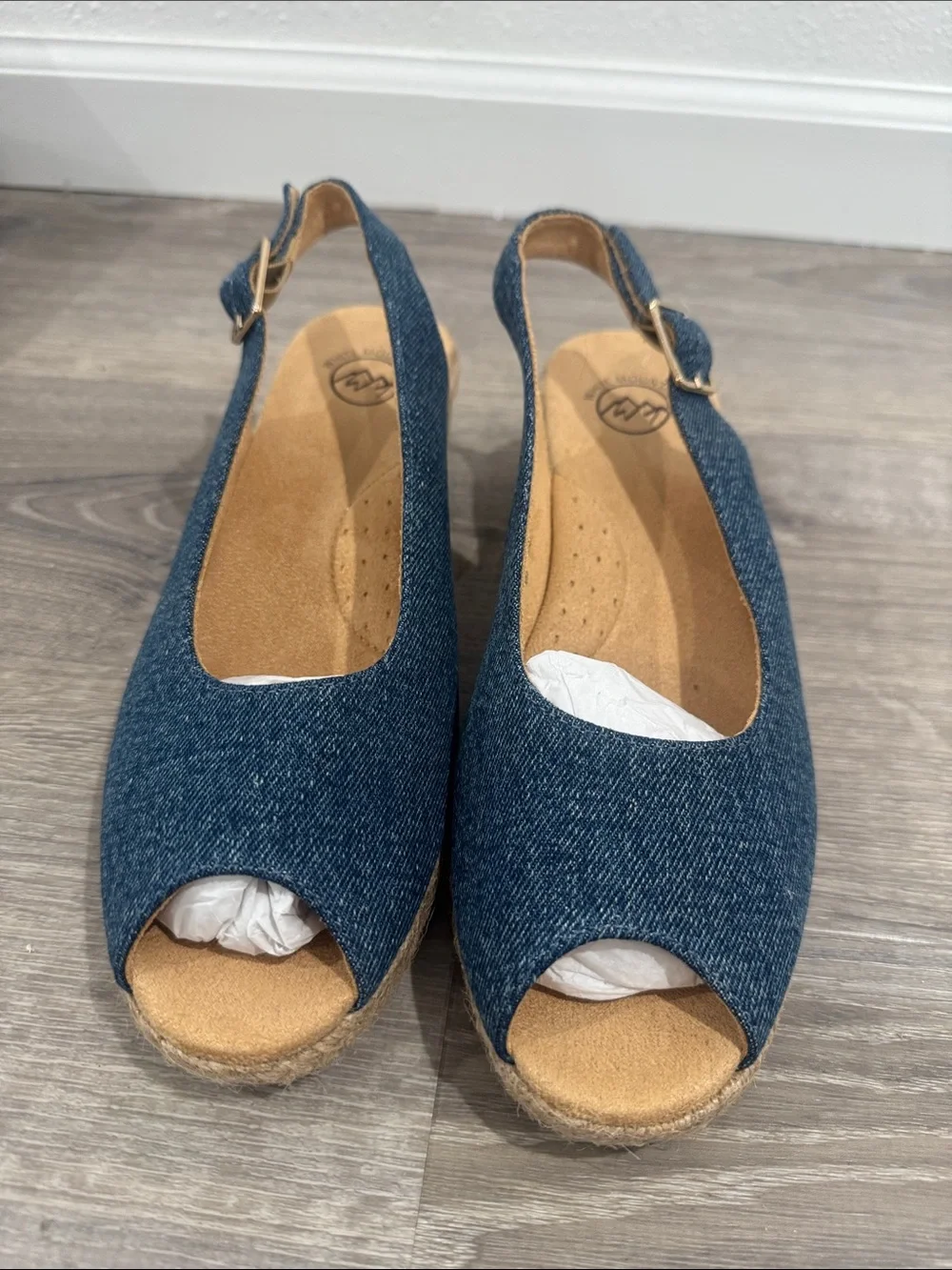 White Mountain denim espadrille